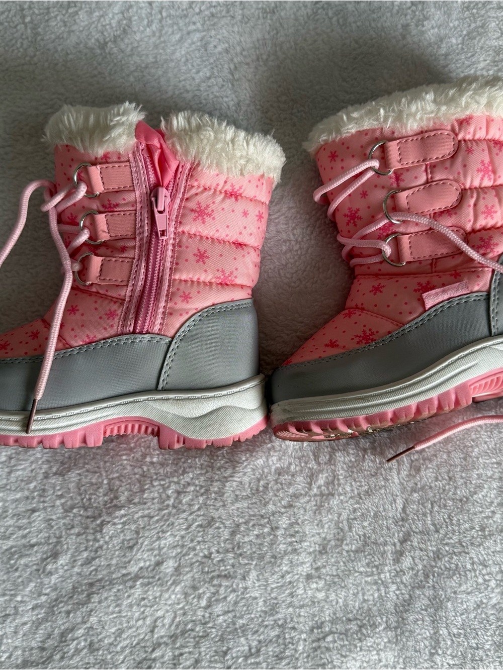 Little girl pink lace up snow boots